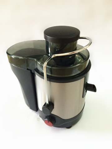 Masticating juicer no plastic