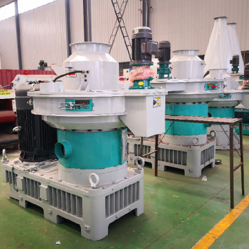 Vertical ring die biomass wood pellet mill