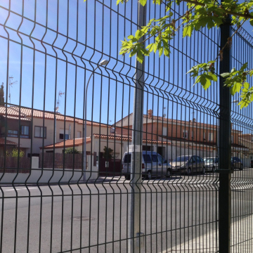 Heavy Gauge Decorative Welded Wire fence