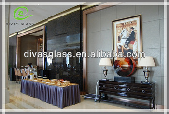 Decorative glass partition plates