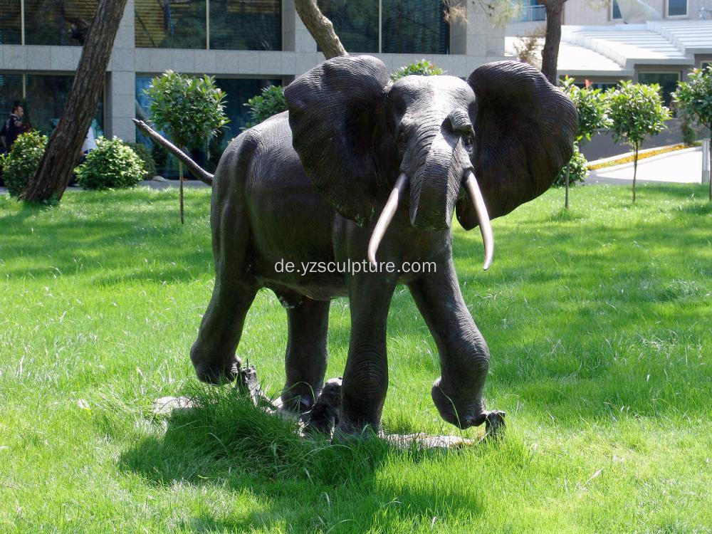 Bronze Leben Größe Elefant Skulptur zum Verkauf