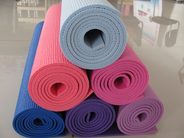 Differnt thickness yoga mat