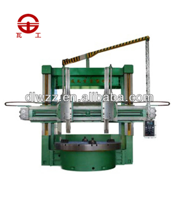 Universal lathe machine