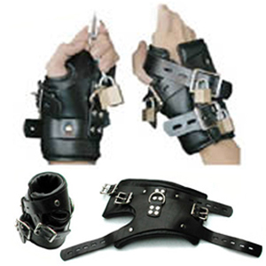 Adult Sex Bondage Leather Restraint Suspension Hand Cuffs Sex Play Products with lock