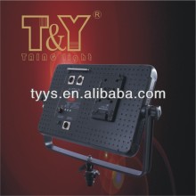 CE&RoHS 3200k-5600k dimmable LED studio panel light with Sony V mount and Anton Bauer battery pack TY-LED960