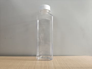 PET Water Bottle with HDPE Cap