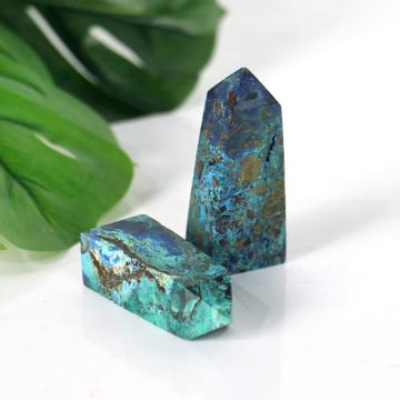天然水晶蓝色蓝酸盐塔用于装饰
