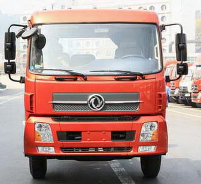 Dongfeng 4X2 8-10CBM Street Cleaning Truck