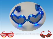 hot selling flashing light up led heart party glasses
