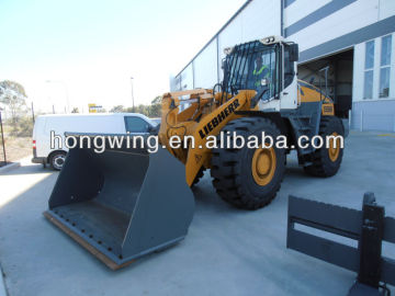 SKID STEER ATTACHMENTS\Loader Bucket