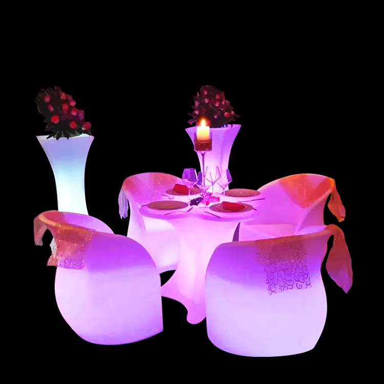 Contemporary LED Cube Seating for Chic Outdoor Gatherings