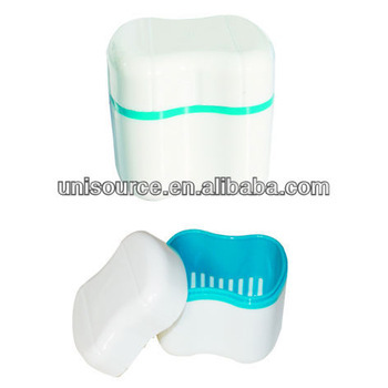 Denture retainer box