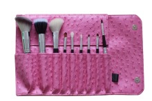 Pink Ostrich grain bag with natural hair cosmetic brush set