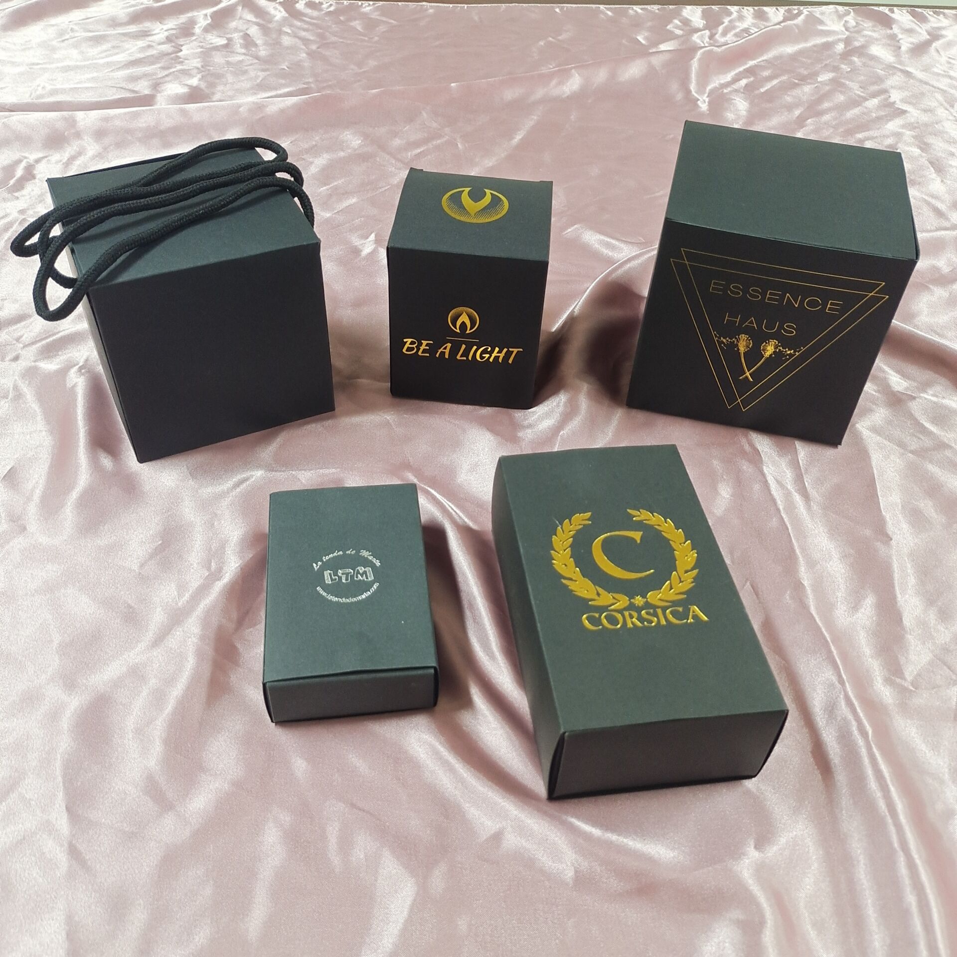 Custom Manufacture black paper folding packaging candle paper box