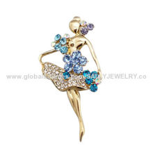 Dace girl brooch, made of alloy and rhinestone, gold plated