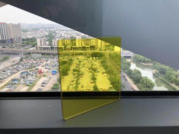 Light yellow solid polycarbonate sheet advertising board