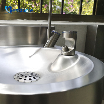Outdoor Drinking Fountain For School