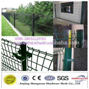 Triangle welded mesh fence 50*200mm ( factory )