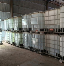 Acetic acid in carbonyl process