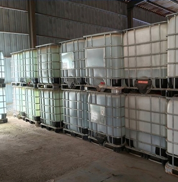 Acetic acid in carbonyl process