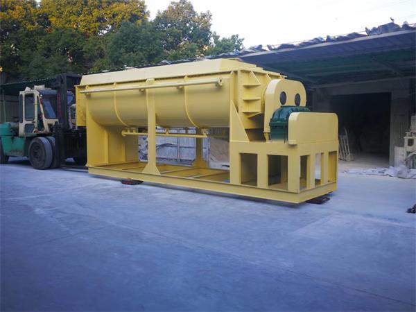 Vacuum scraper roller drum dryer