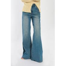 Jeans a gamba larga blu chiaro
