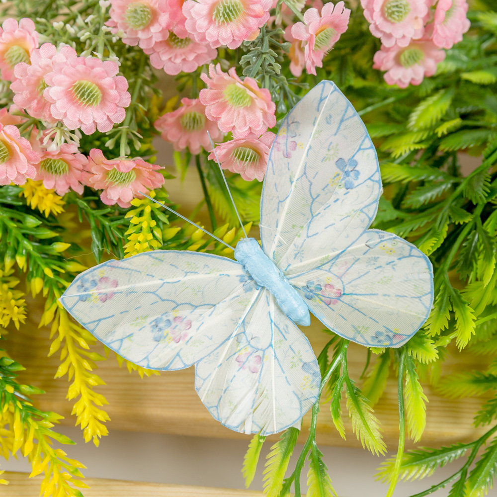 Artesanía de mariposas de primer grado