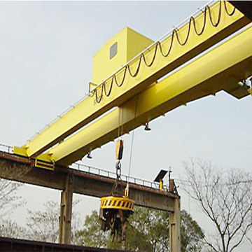 Pont roulant à deux poutres à électroaimant Scrap Lift