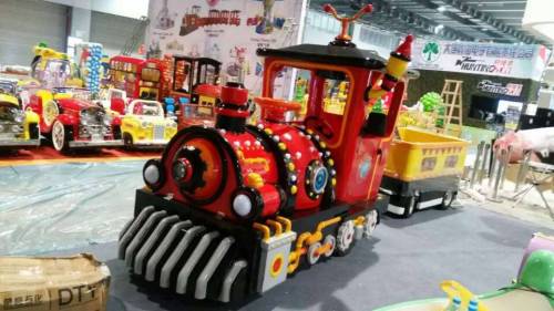 Electric battery trackless train kids electric train thomas electric train