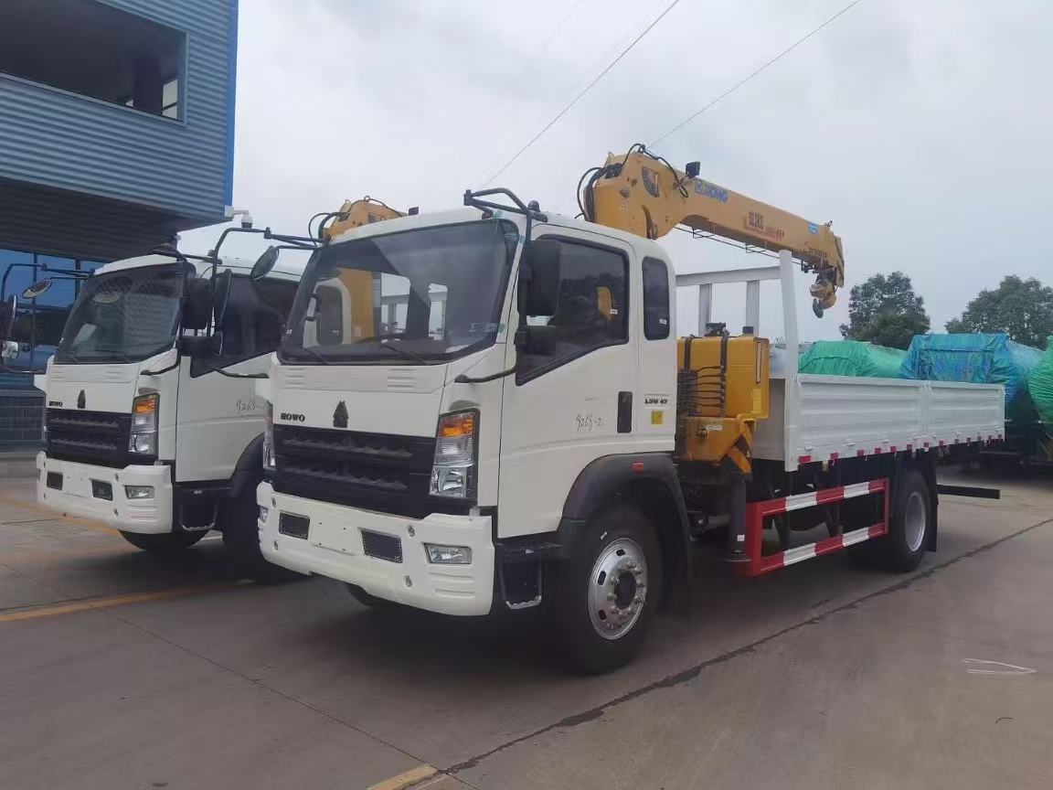 Camión Howo Crane (3) HOWO Crane Truck (3)