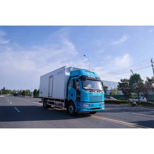 Xe tải làm mát xe tải xe tải vận chuyển thực phẩm lạnh 6,8m