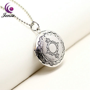 Jenia Fashion Fancy Round Shape Locket Pendant Gift Locket Necklace