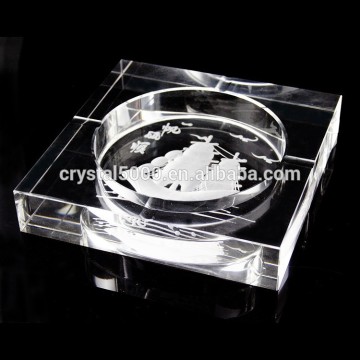 2015 engraved glass ashtray with nice design