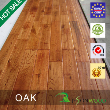 Solid indoor use Oak flooring flat surface UV finished hot sale