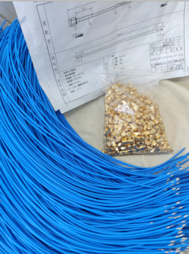 Different connectors with different cables