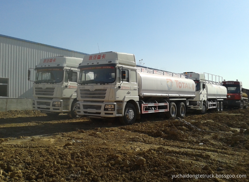 SHACMAN 20CBM fuel tank truck