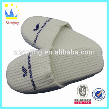 disposable hotel slipper best price waffle bathroom slipper