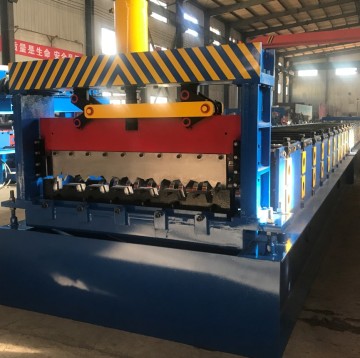 Decking panel roll forming floor decking machine