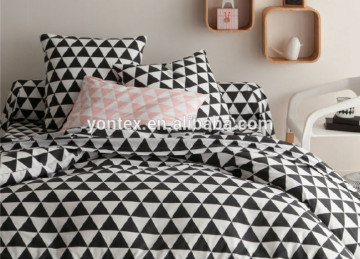 Panel printed bedding set