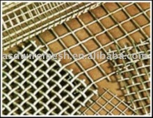 small hole hog wire floor