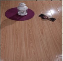 high glossy laminated floor