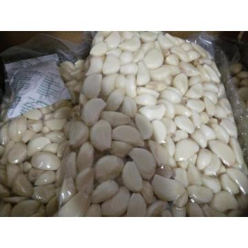 Chinese fresh white peeled garlic