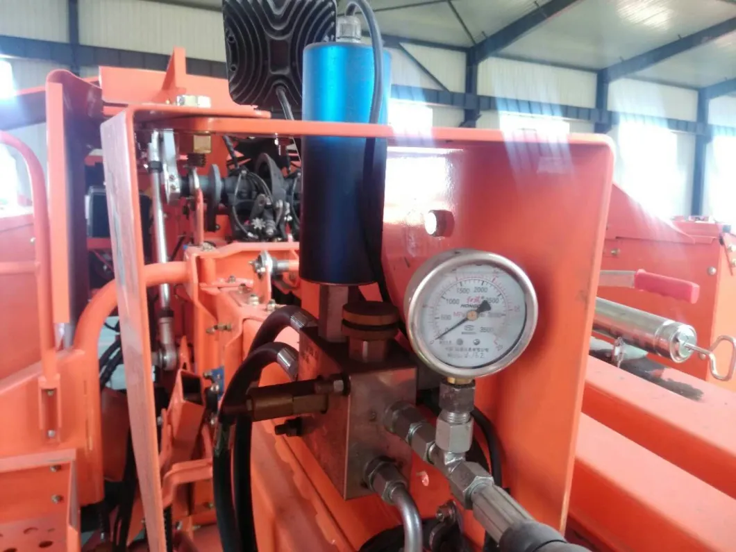 Hydraulic Positive Traction Hay Baler (tractor power required: at least 100HP)