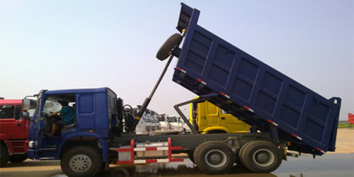 30ton truck capacity/HOWO sand tipper truck from china