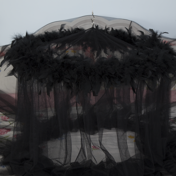 Mysterious Black Feather Umbrella Mosquito Net Bed