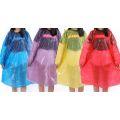 Stock desechable PE RainCoat con elástico