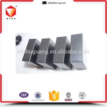 Top grade low density graphite blocks for sealing