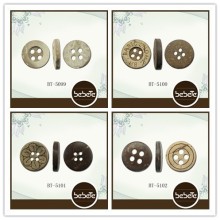 Round 4 holes Natural Coconut Shell Buttons for Garment