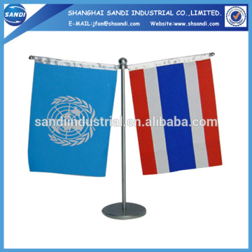 China factory plastic table flags