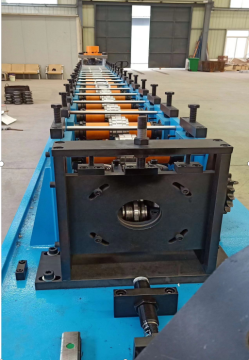 High-productivity rack diagonal brace equipment